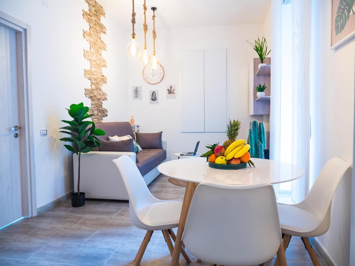 Ferienwohnung Chiaia Premium Flat, Naples Center, Near Seaside Exterior foto